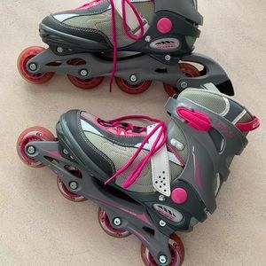 Roller blades